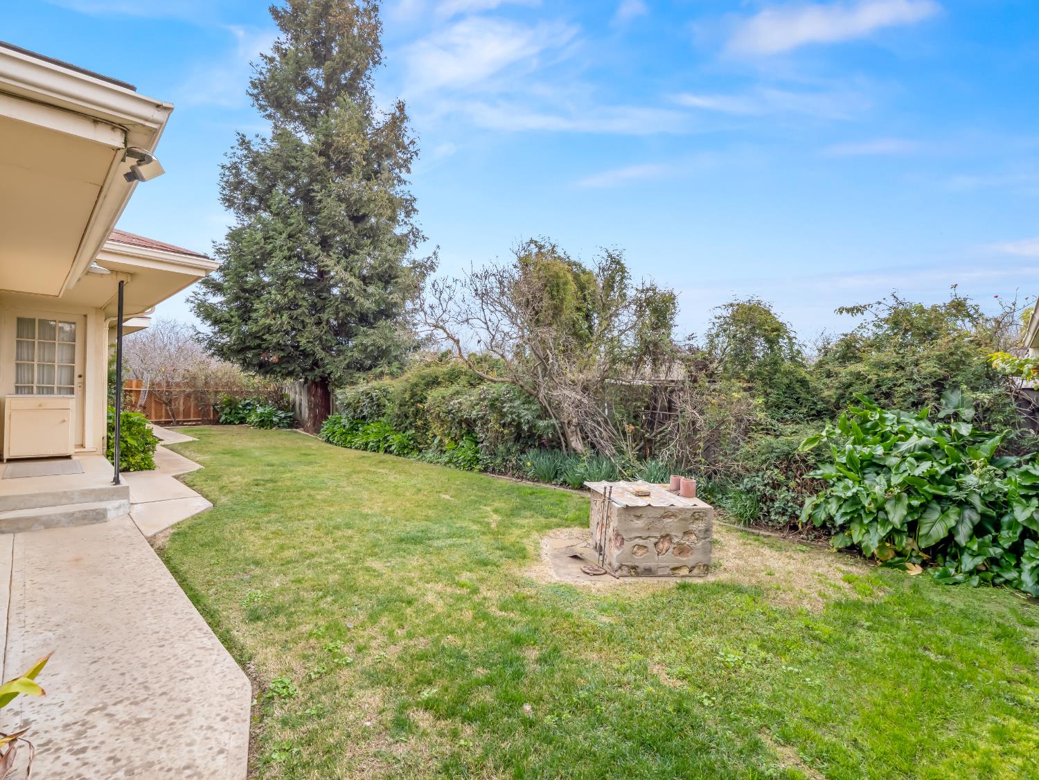 4494 Cook St, Le Grand, CA 95333