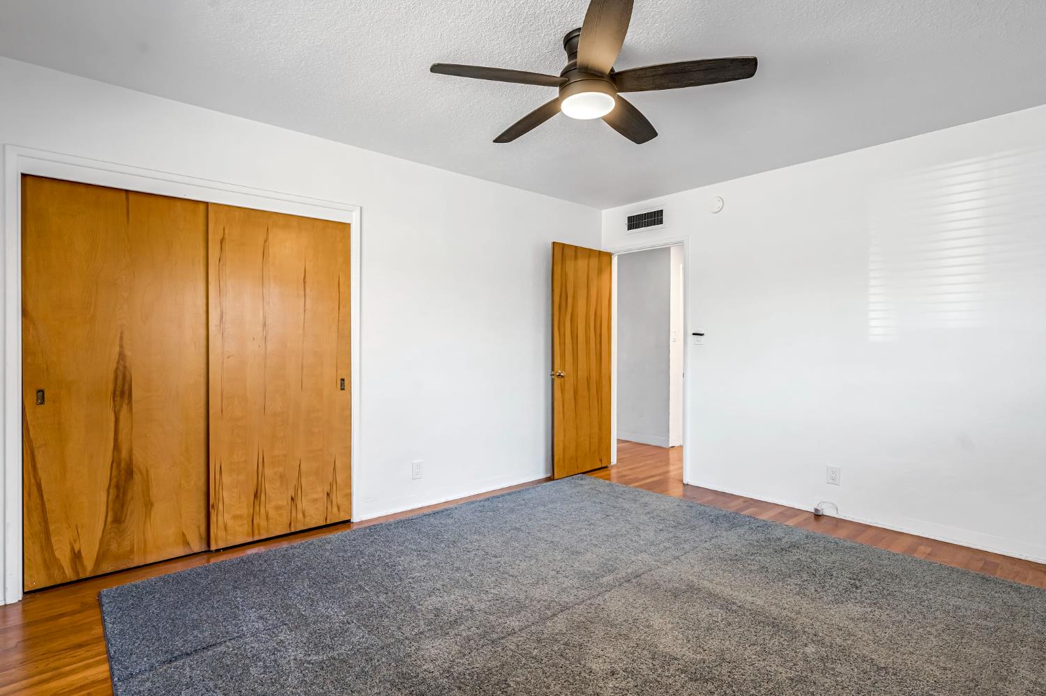 217 W Cortland Ave, Fresno, CA 93705