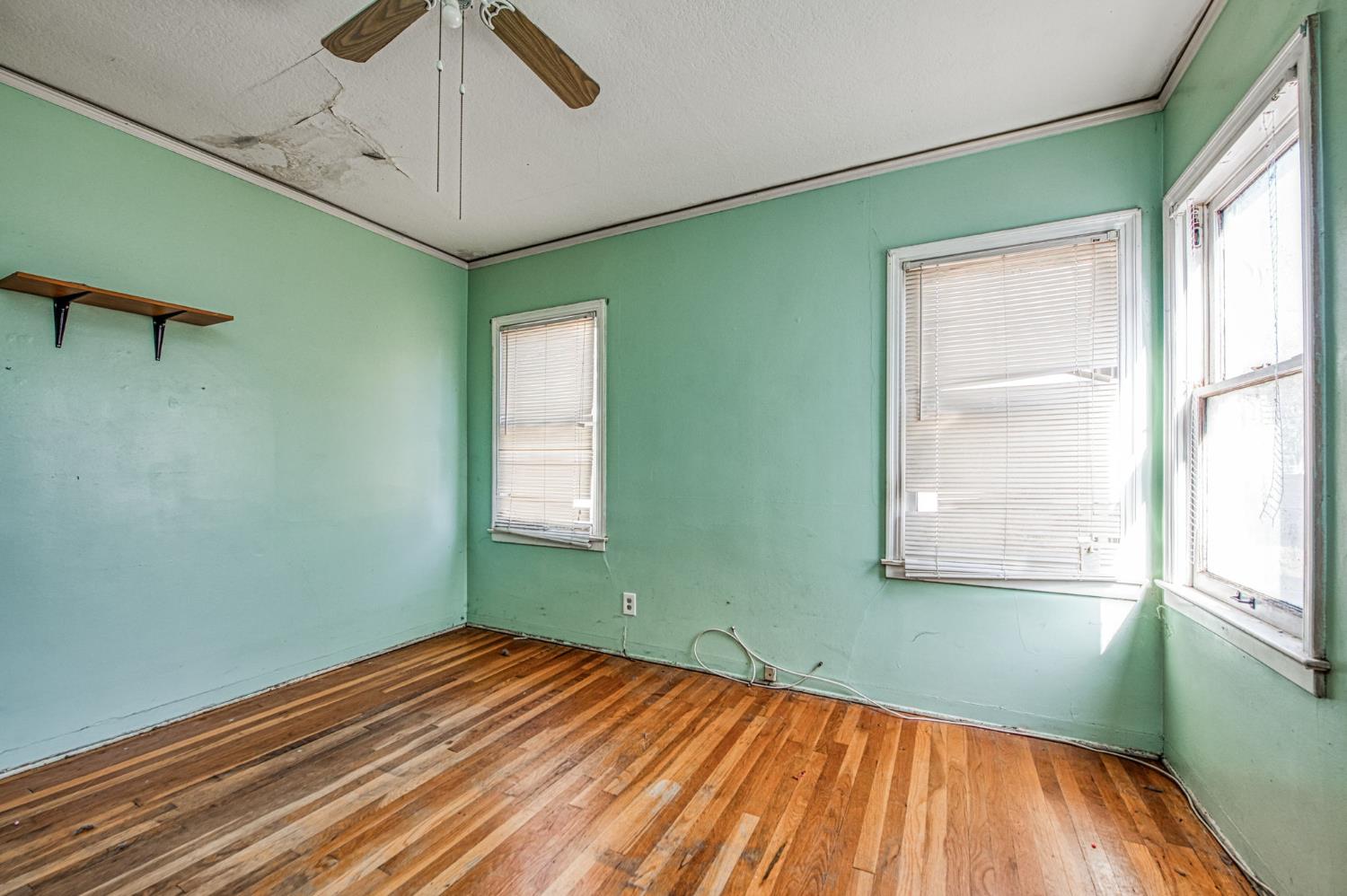 4603 E Nevada Ave, Fresno, CA 93702