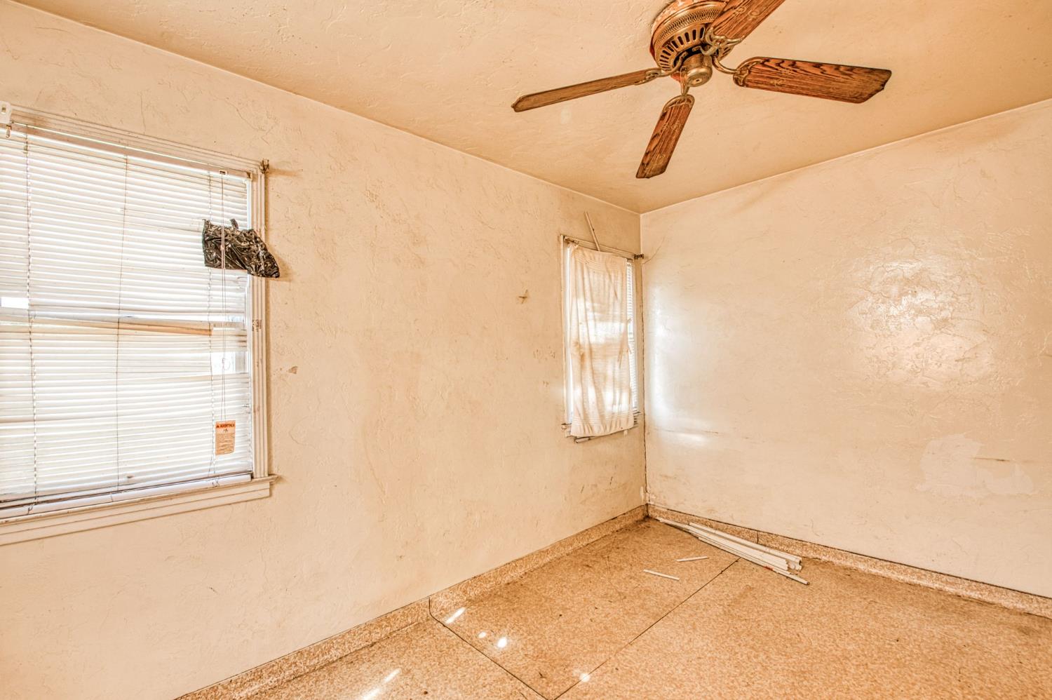 4603 E Nevada Ave, Fresno, CA 93702