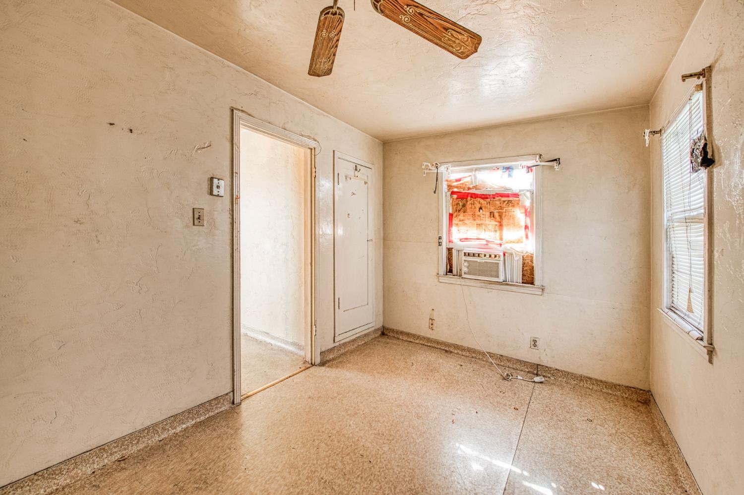 4603 E Nevada Ave, Fresno, CA 93702