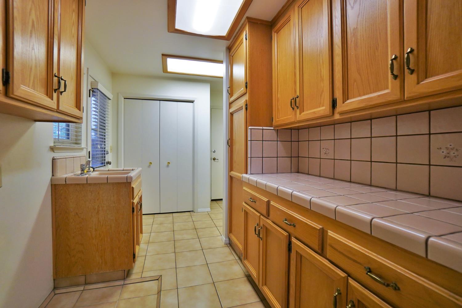 742 W Ellery Ave, Clovis, CA 93612