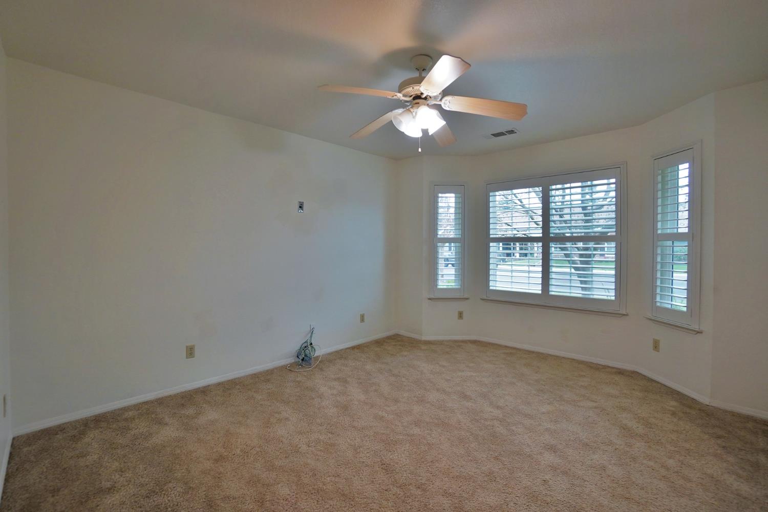 742 W Ellery Ave, Clovis, CA 93612