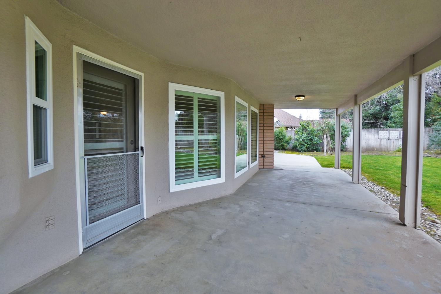 742 W Ellery Ave, Clovis, CA 93612