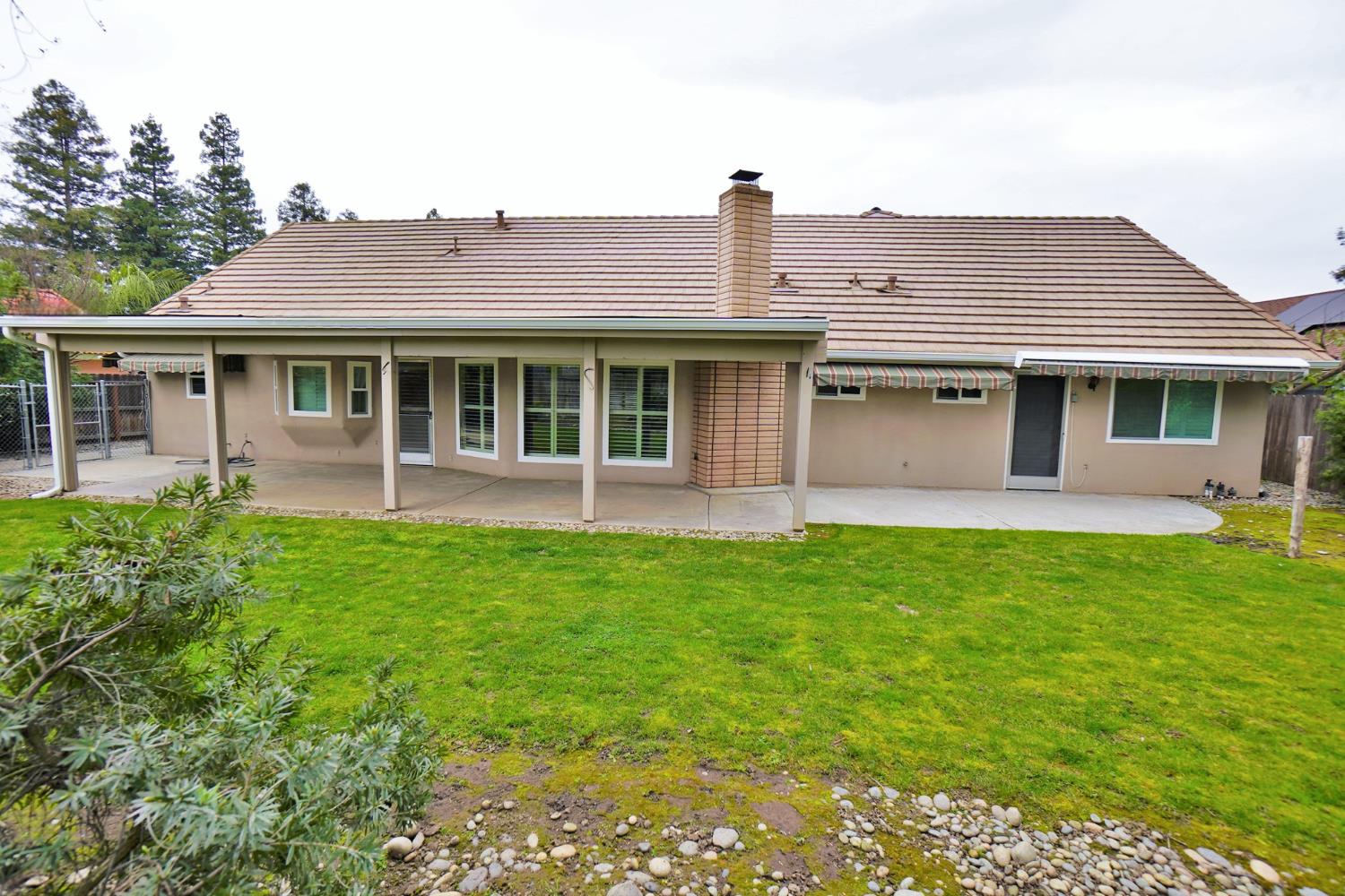 742 W Ellery Ave, Clovis, CA 93612