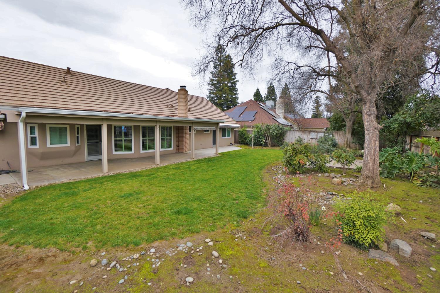 742 W Ellery Ave, Clovis, CA 93612