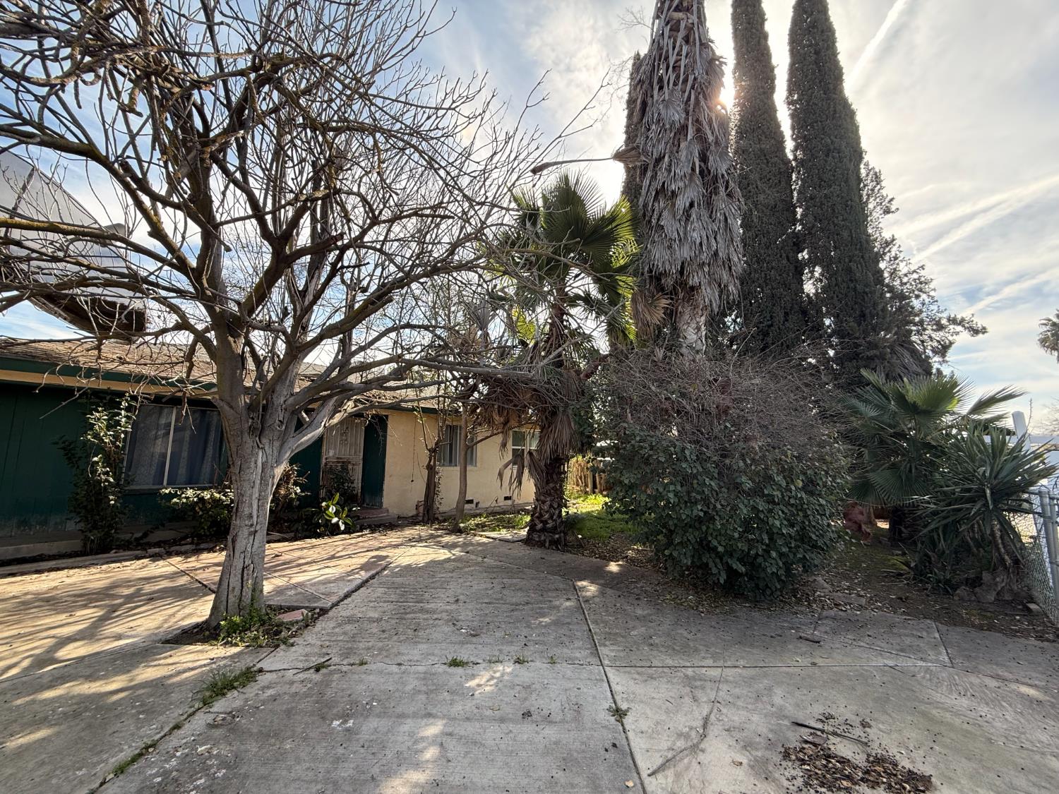 40284 Ralph Rd, Cutler, CA 93615