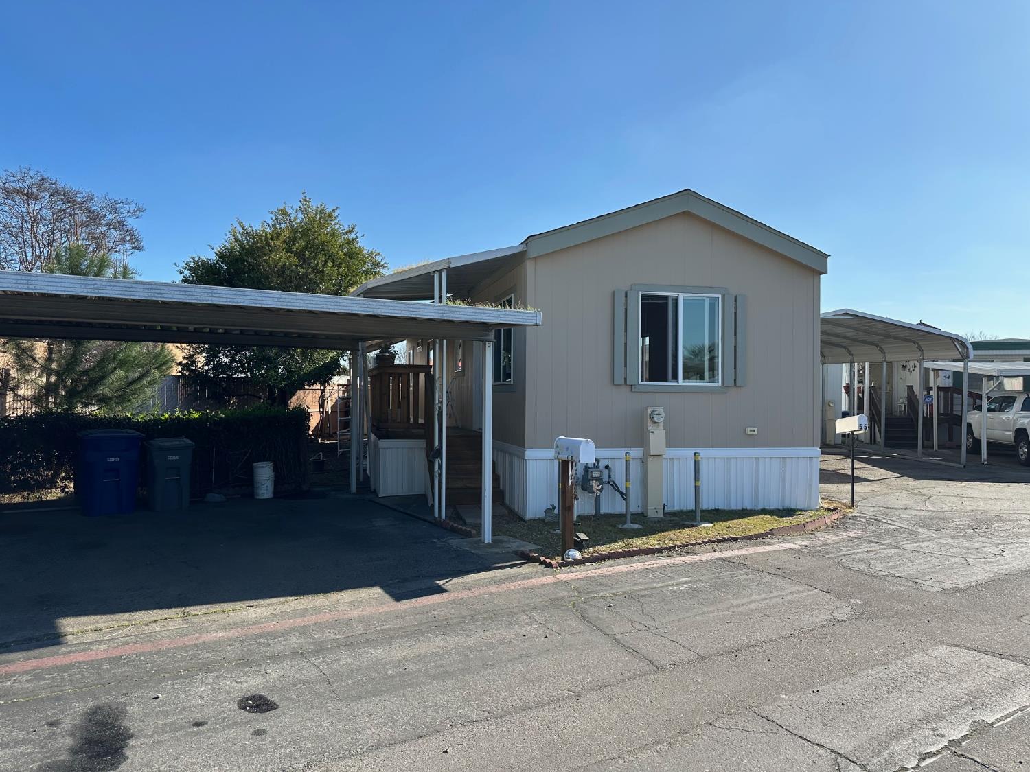 1724 Minnewawa Ave #56, Clovis, CA 93612