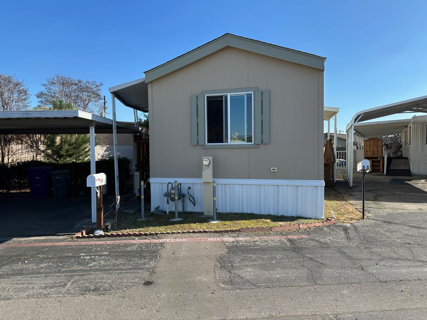 1724 Minnewawa Ave #56, Clovis, CA 93612