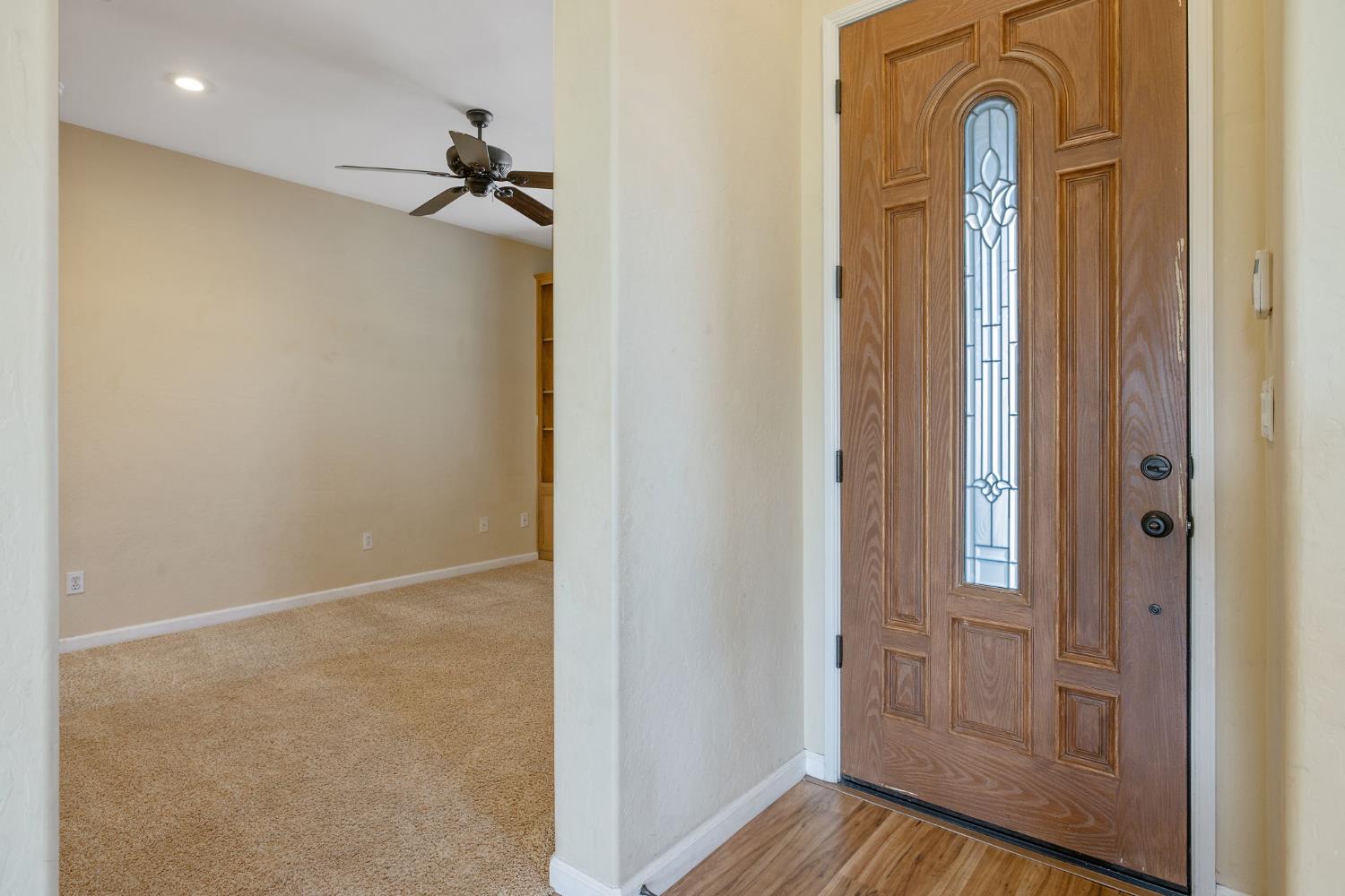 5586 E Atchison St, Fresno, CA 93727