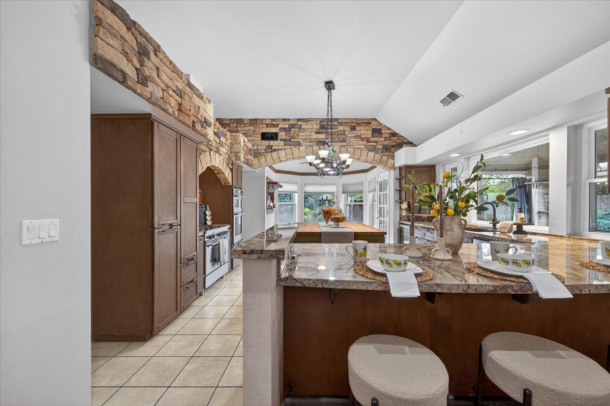 8269 N 6Th St, Fresno, CA 93720