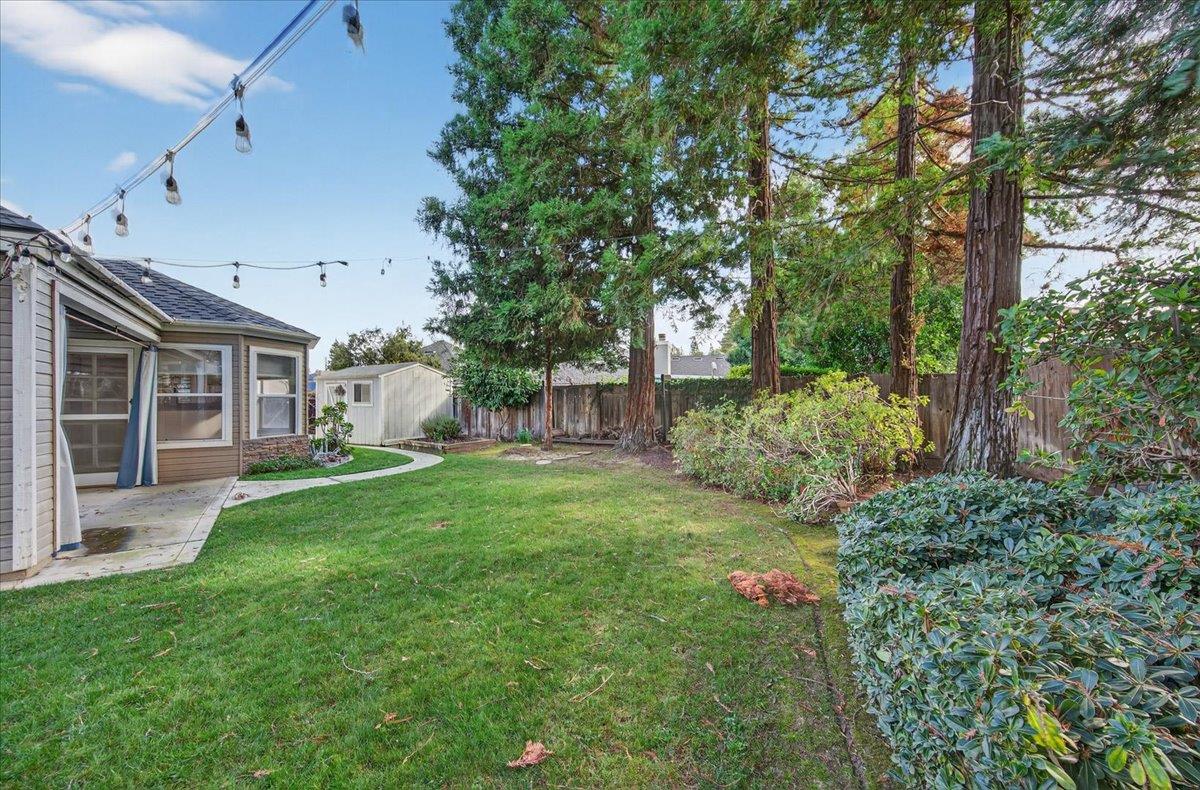 8269 N 6Th St, Fresno, CA 93720