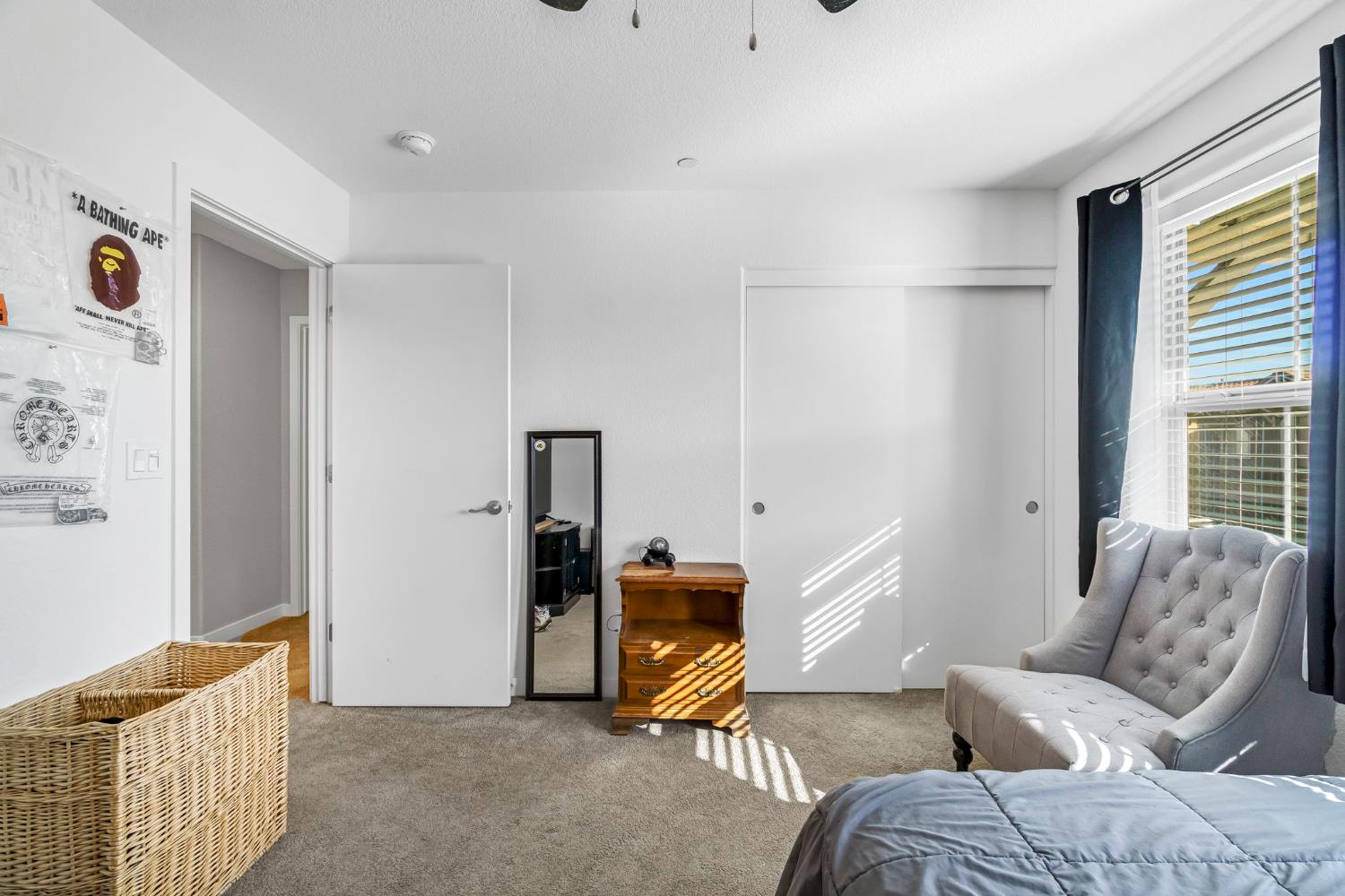 2583 N Mcarthur Ave, Fresno, CA 93727