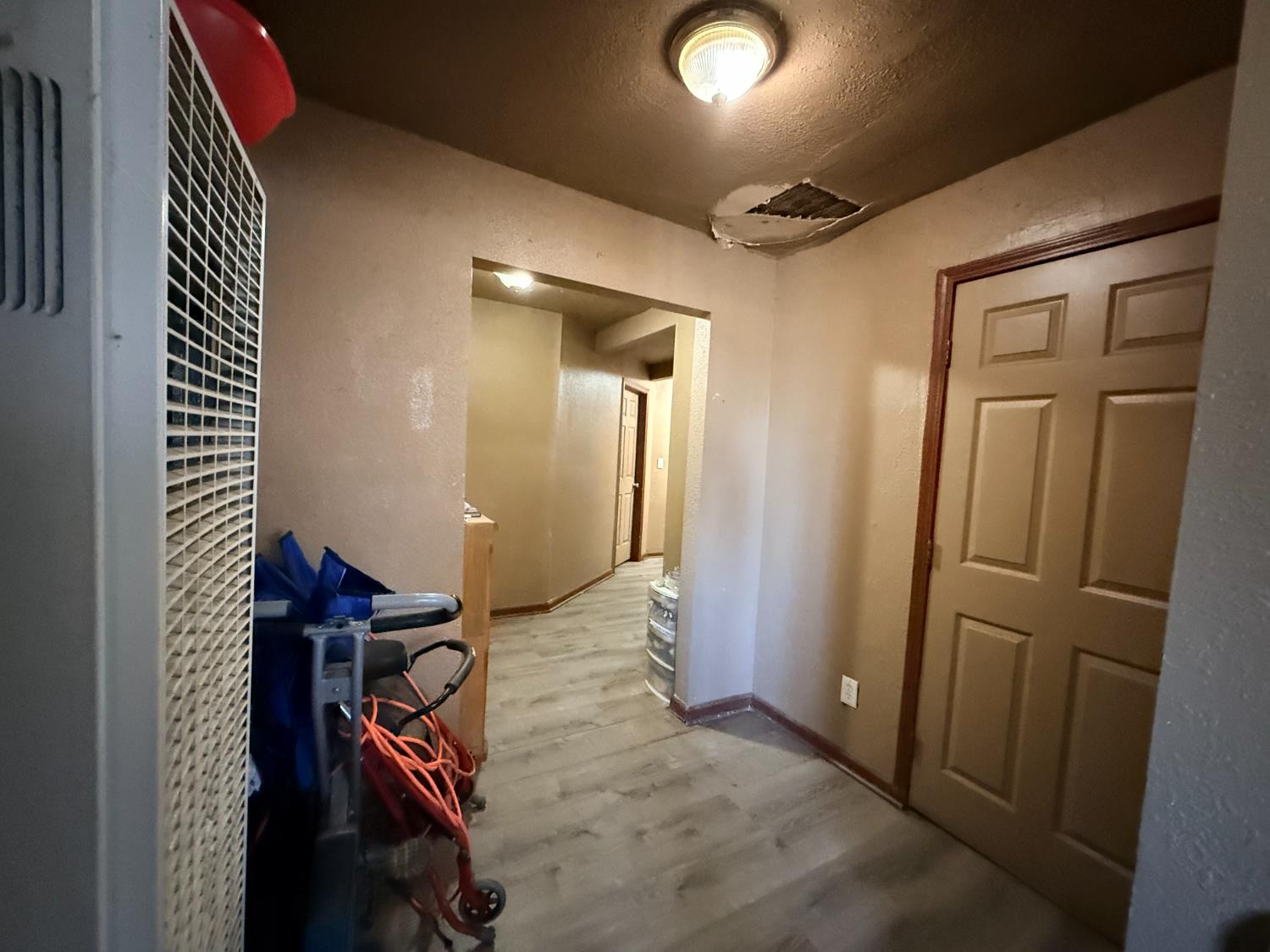 3028 E Grant Ave, Fresno, CA 93701