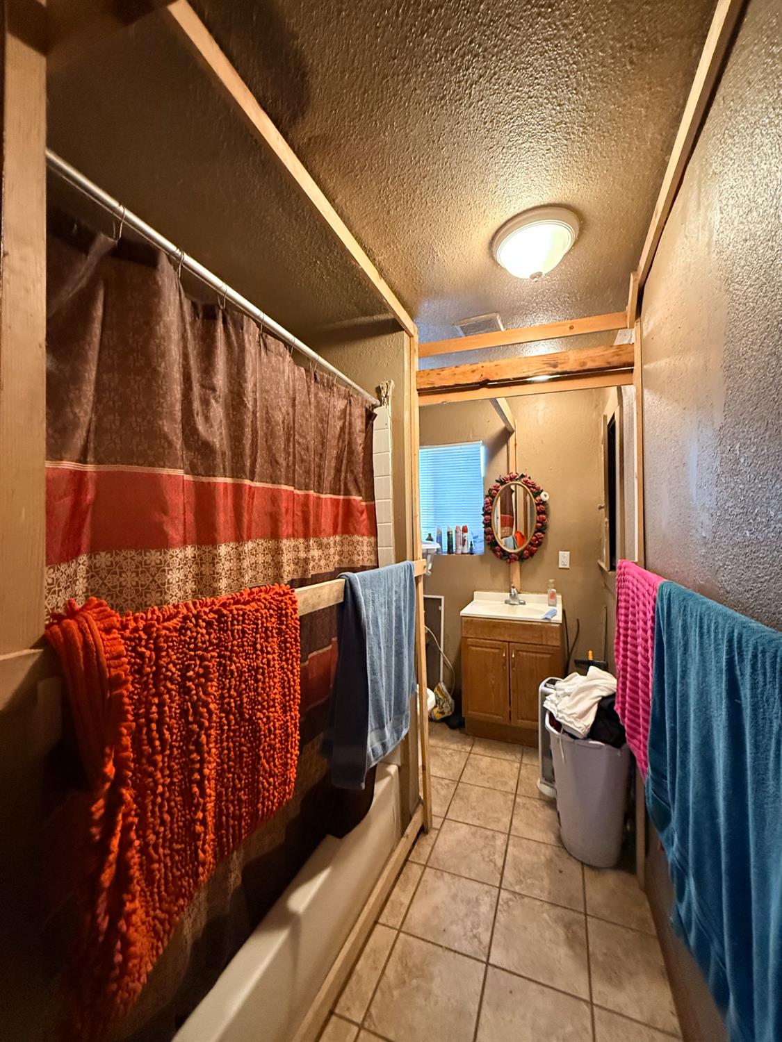 3028 E Grant Ave, Fresno, CA 93701