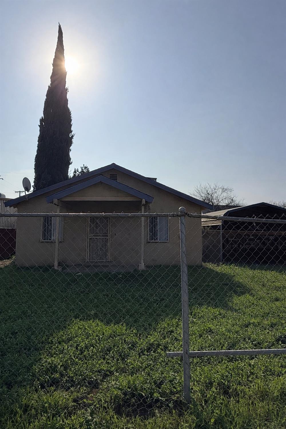 4062 E Church Ave, Fresno, CA 93725