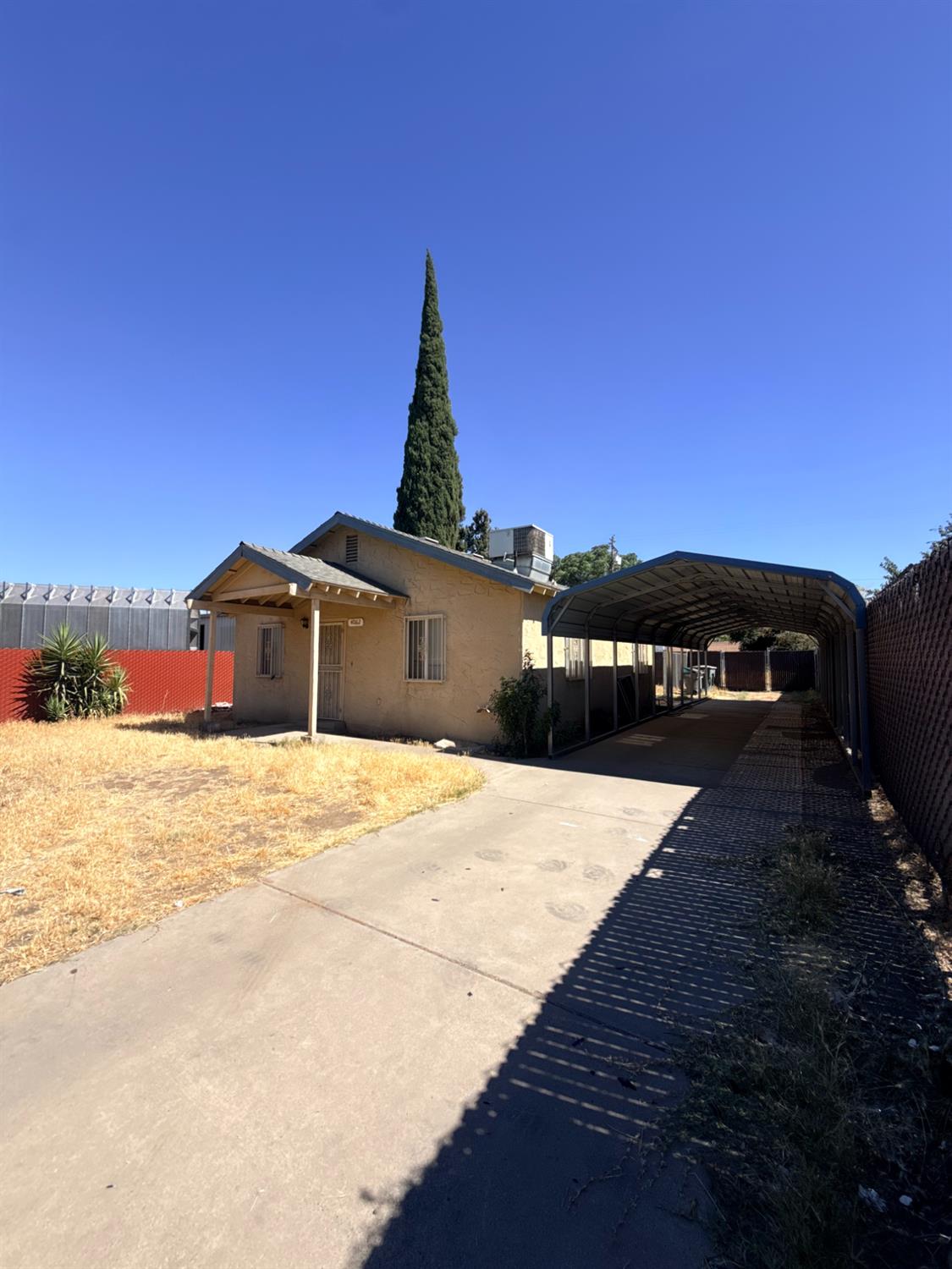 4062 E Church Ave, Fresno, CA 93725