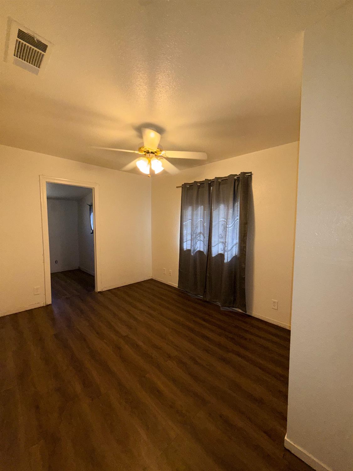 4062 E Church Ave, Fresno, CA 93725
