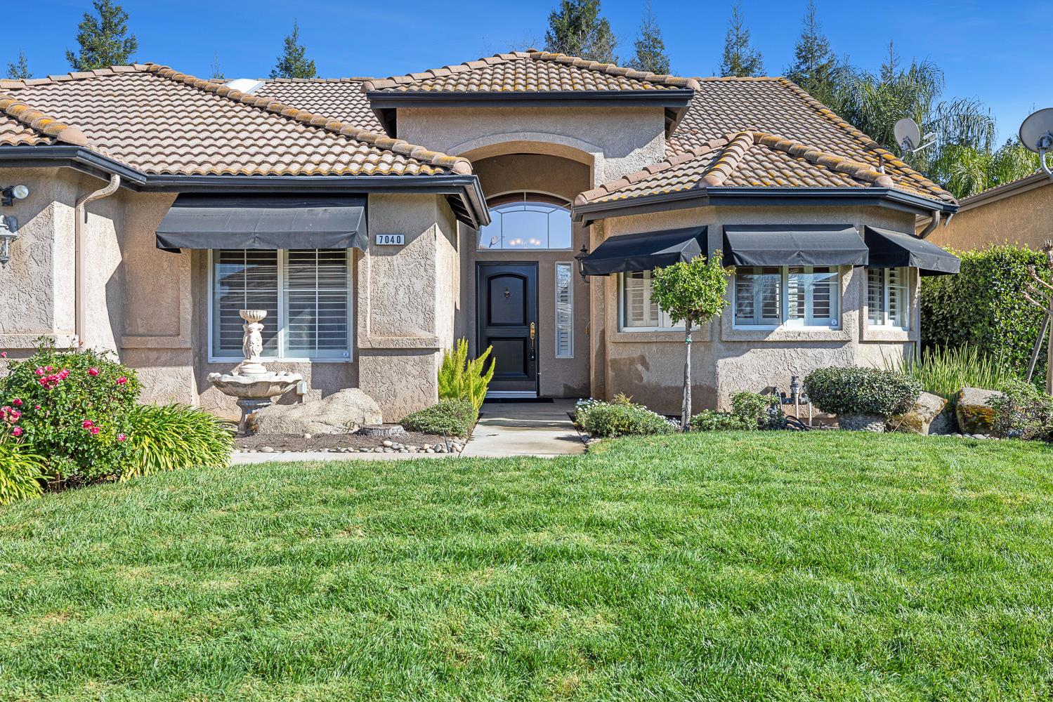 7040 N Warren Ave, Fresno, CA 93711