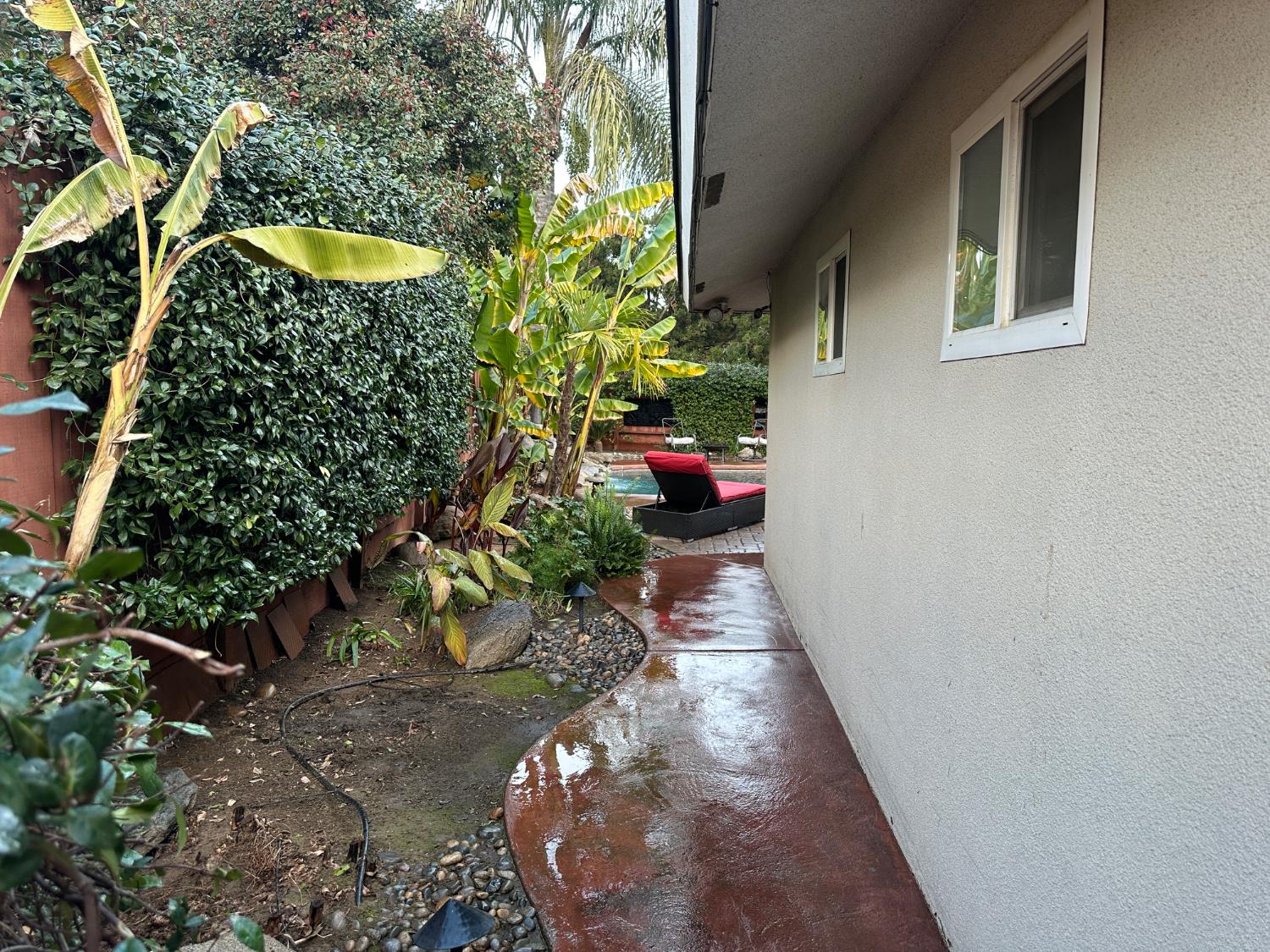 394 S Oak Dr, Reedley, CA 93654