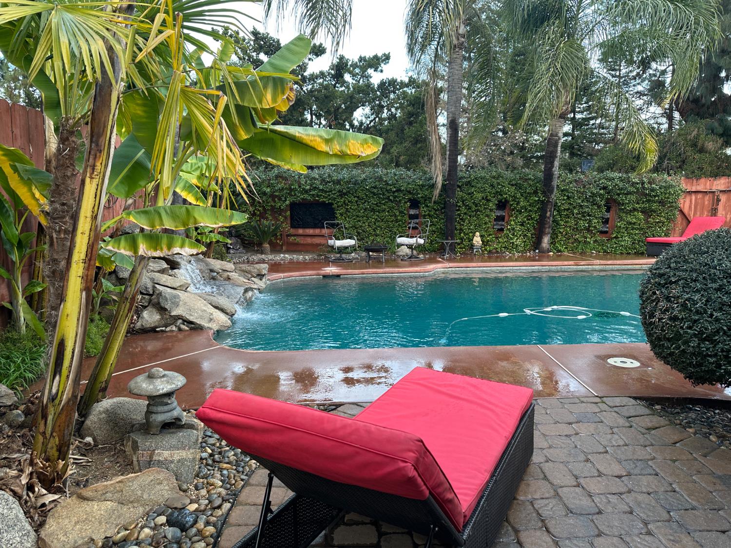 394 S Oak Dr, Reedley, CA 93654