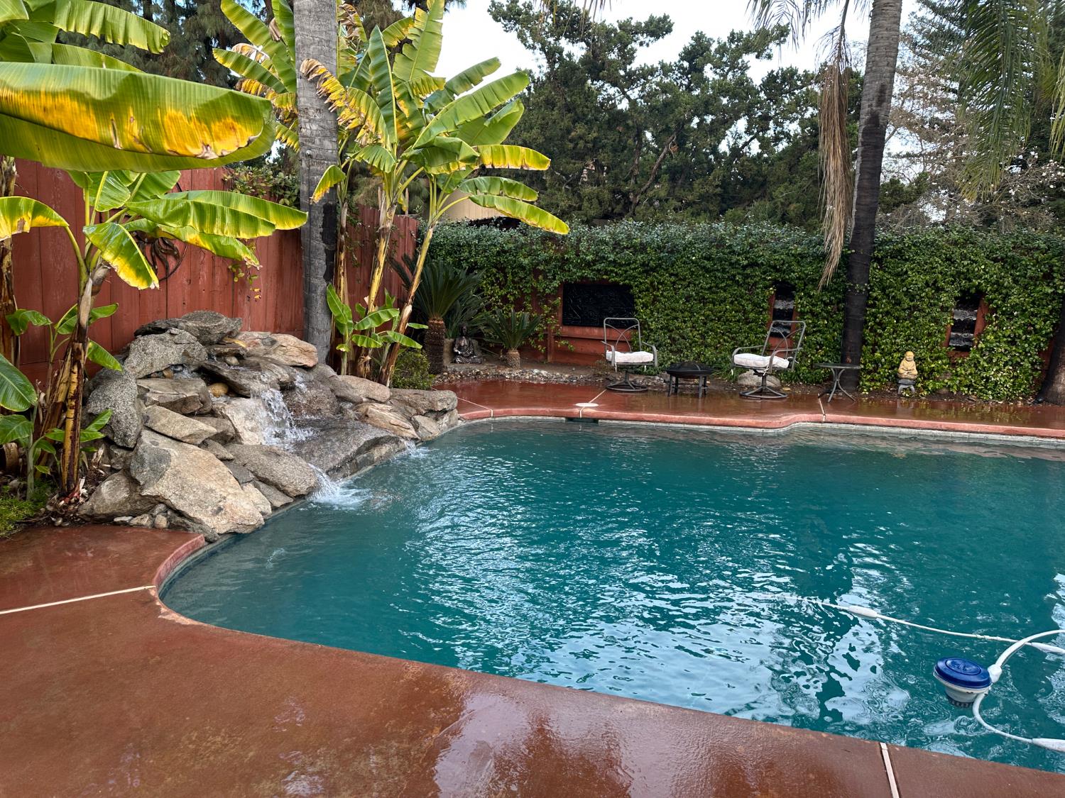 394 S Oak Dr, Reedley, CA 93654