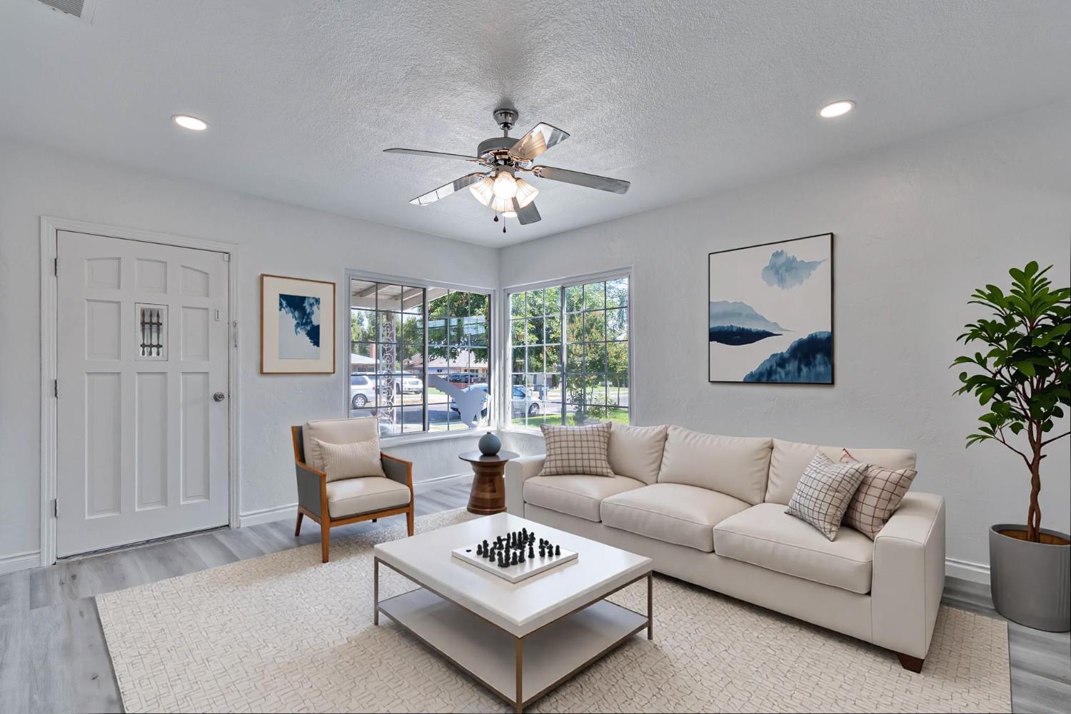 4774 E Hammond, Fresno, CA 93702