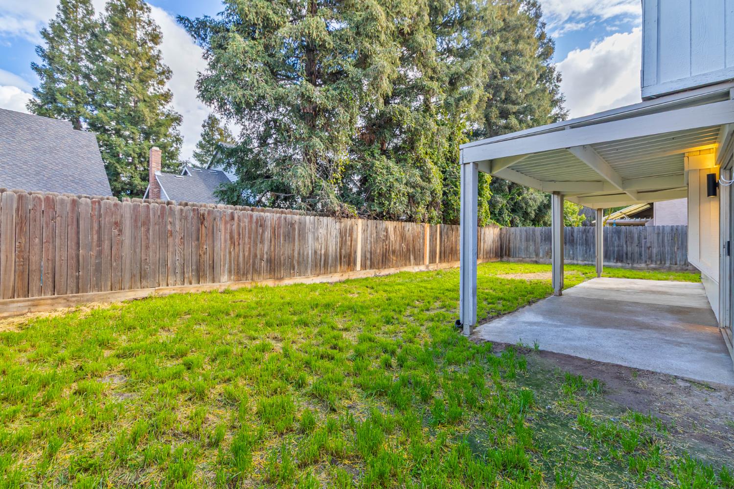 7330 N Woodrow Ave, Fresno, CA 93720