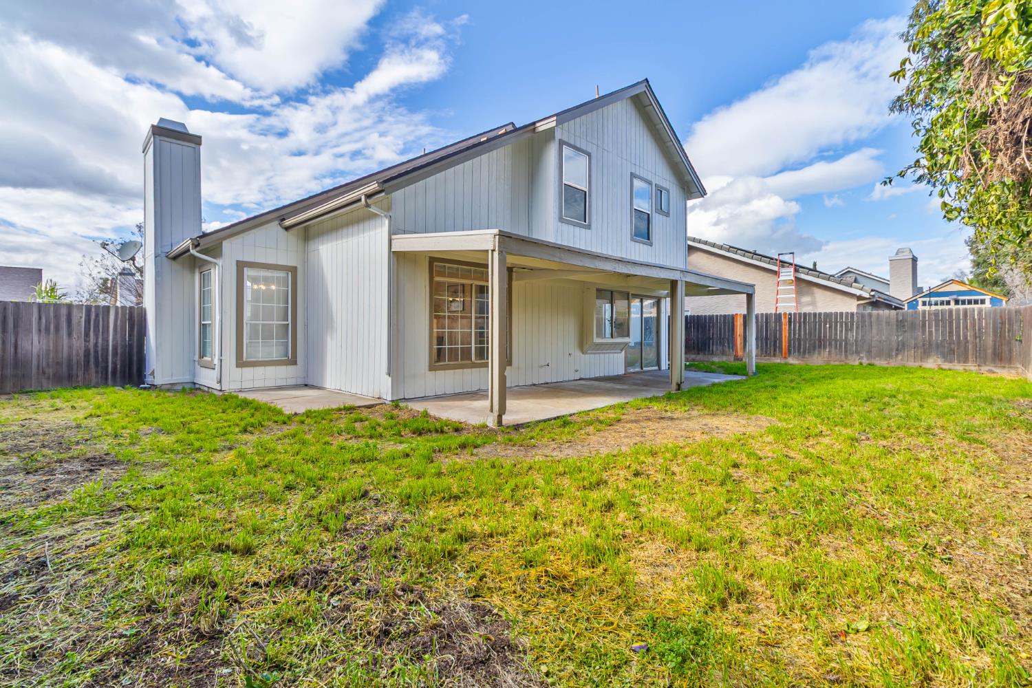 7330 N Woodrow Ave, Fresno, CA 93720