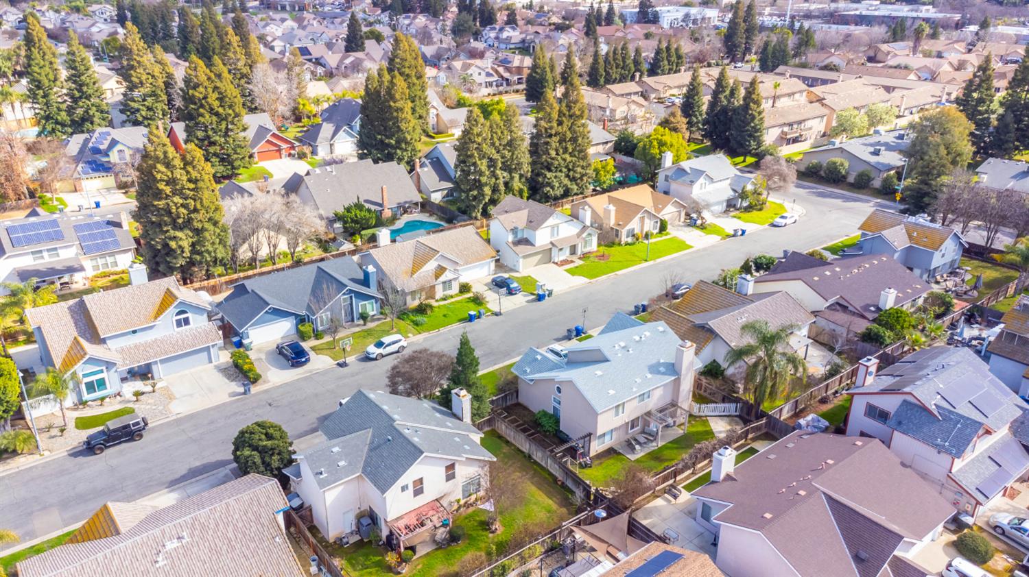 7330 N Woodrow Ave, Fresno, CA 93720