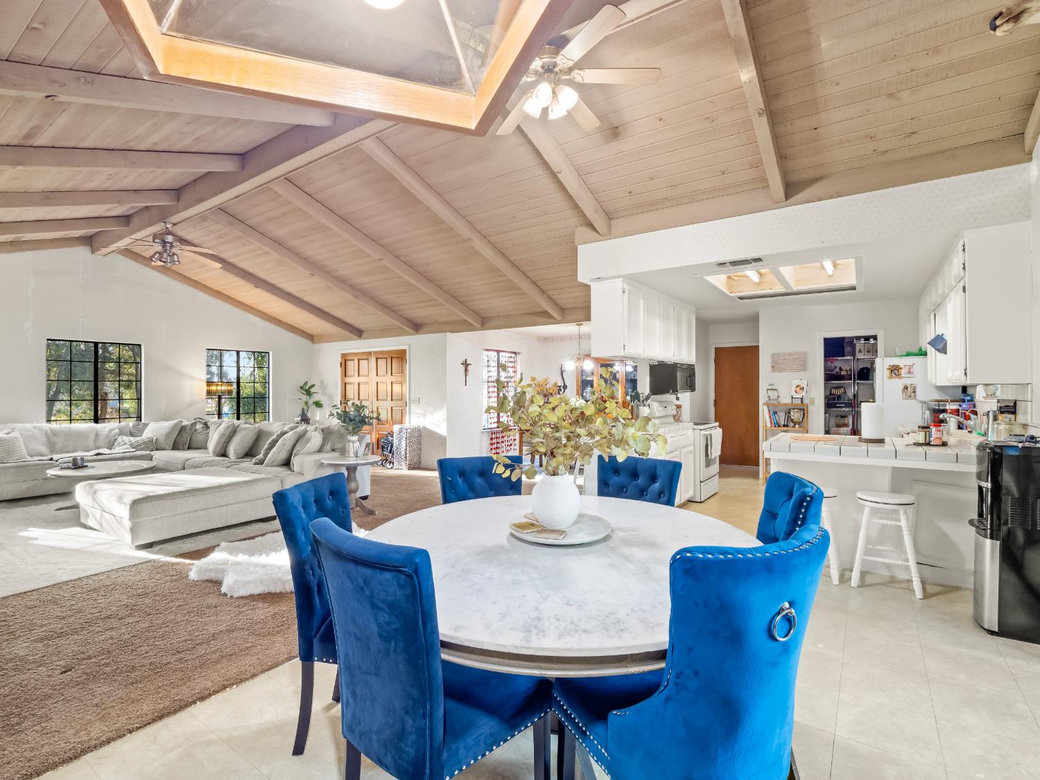 14295 E Nees Ave, Clovis, CA 93619