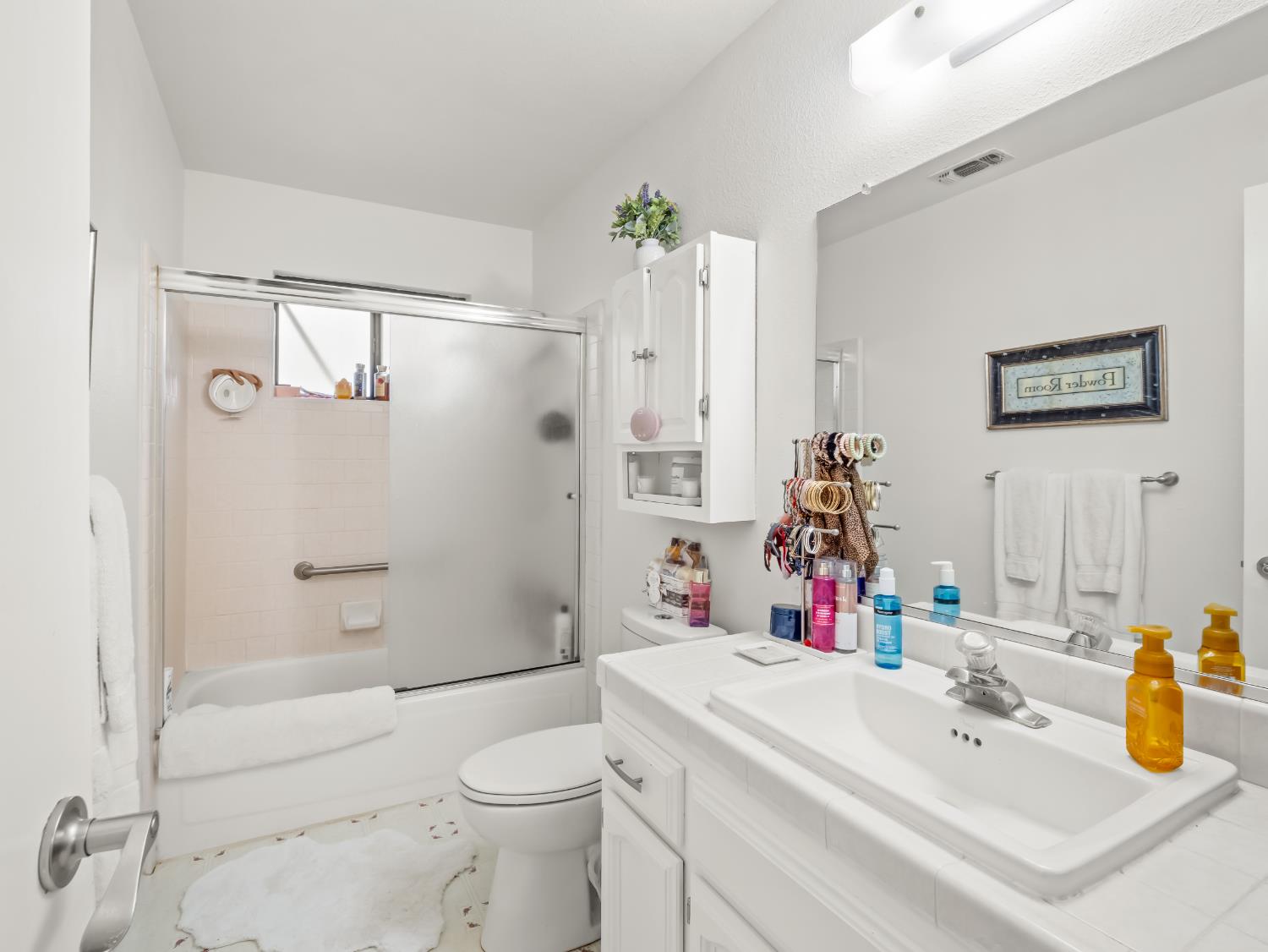 14295 E Nees Ave, Clovis, CA 93619