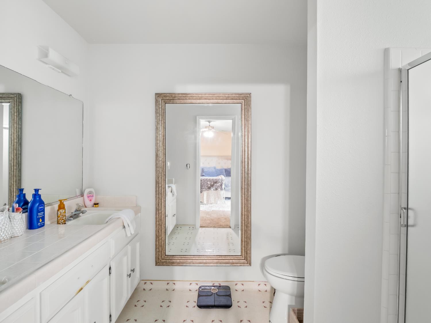 14295 E Nees Ave, Clovis, CA 93619