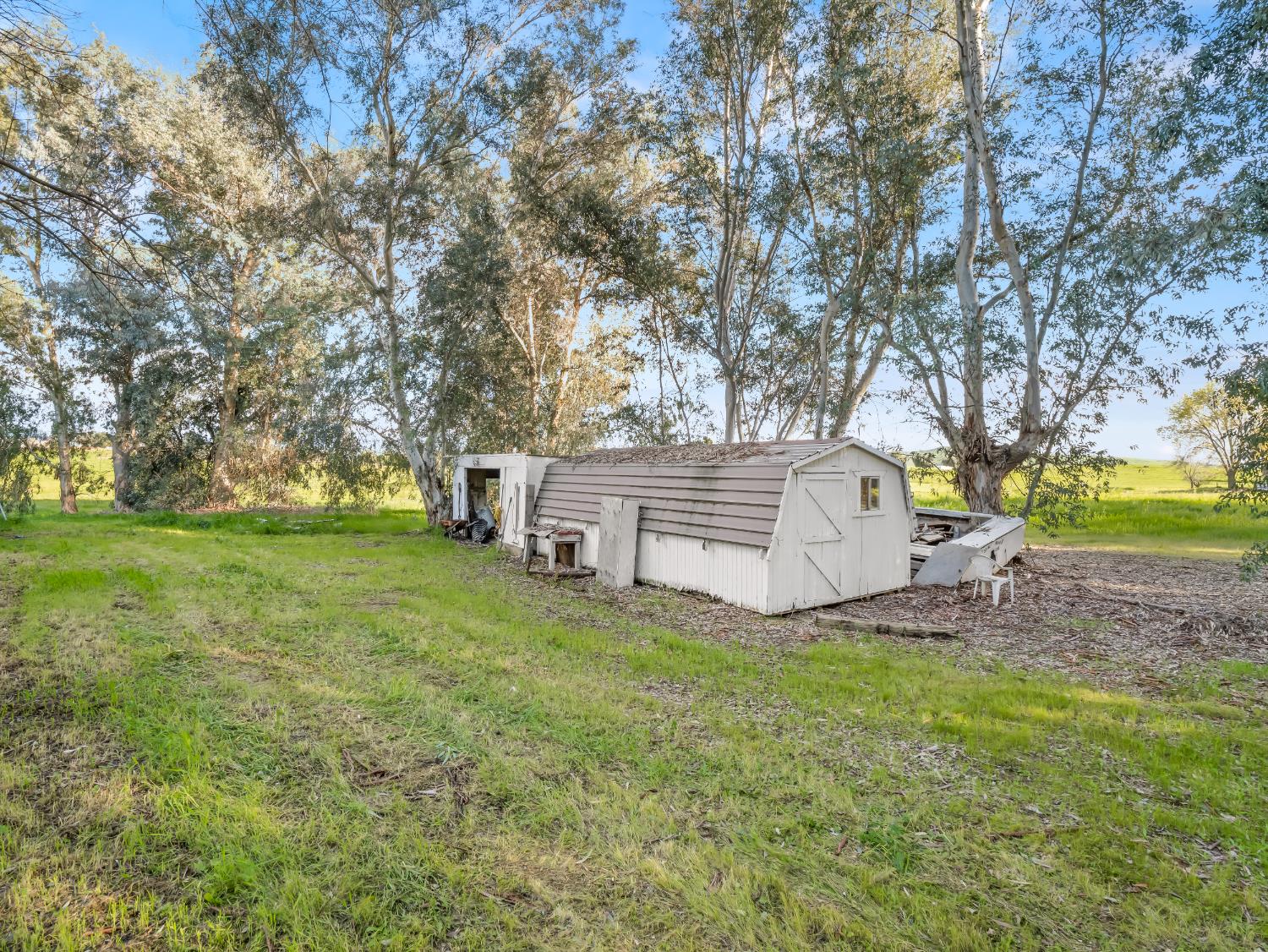 14295 E Nees Ave, Clovis, CA 93619