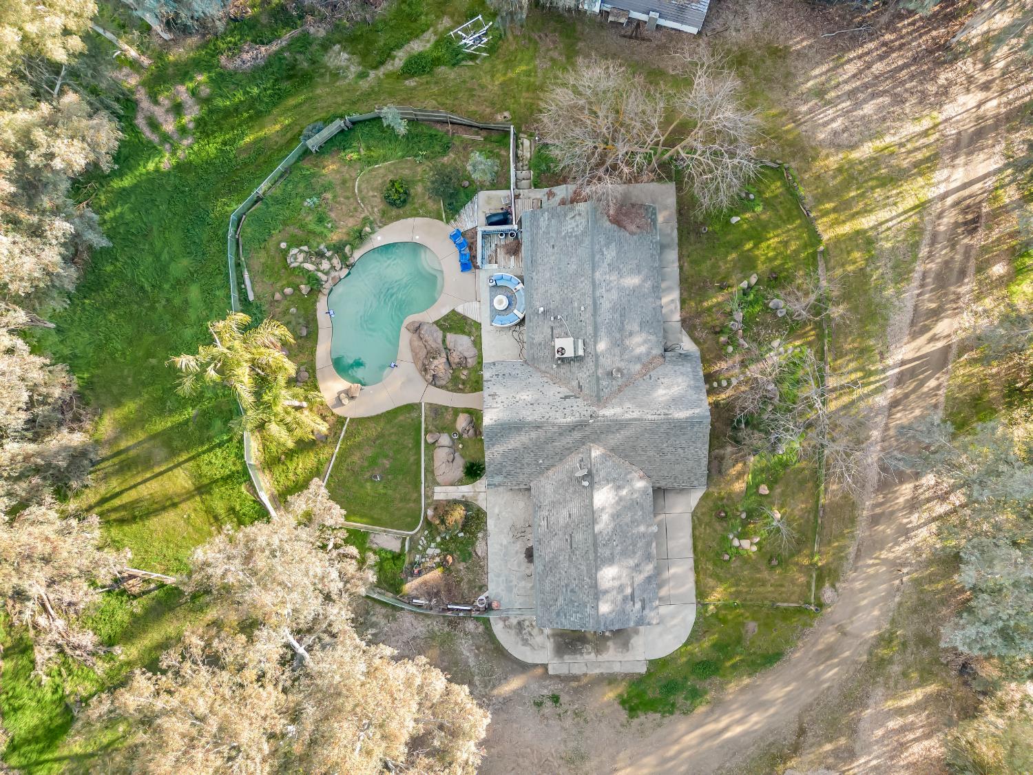 14295 E Nees Ave, Clovis, CA 93619