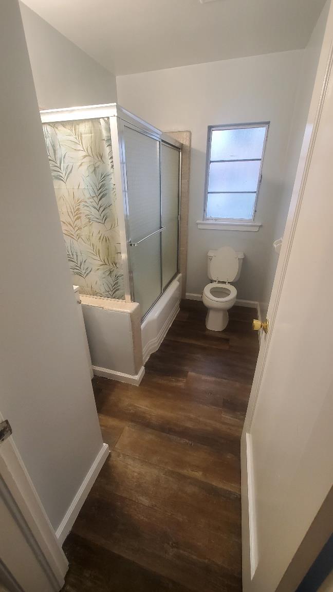 2233 E E Terrace Ave E, Fresno, CA 93703