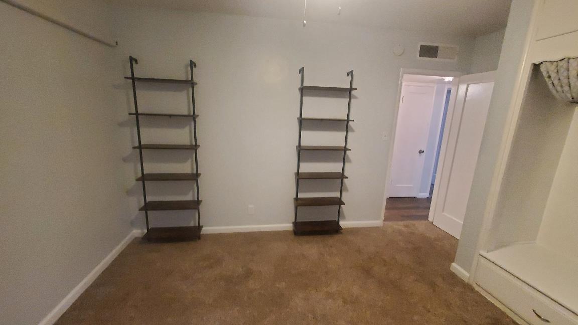 2233 E E Terrace Ave E, Fresno, CA 93703