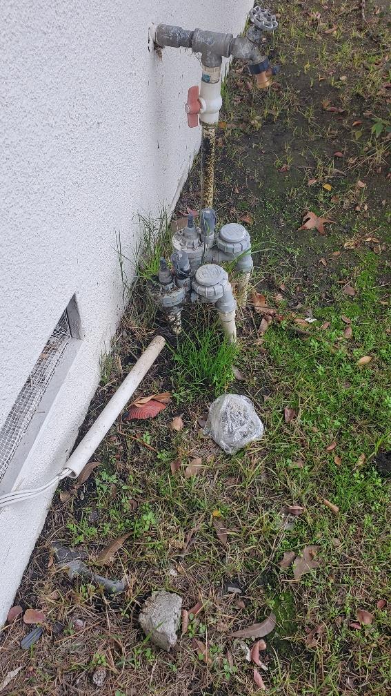 2233 E E Terrace Ave E, Fresno, CA 93703