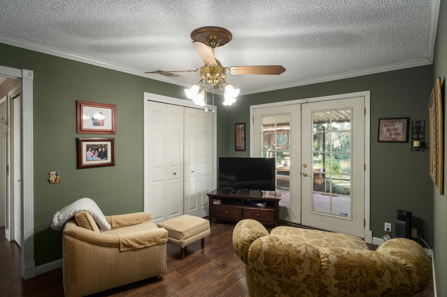 4342 W Dennett Ave, Fresno, CA 93722