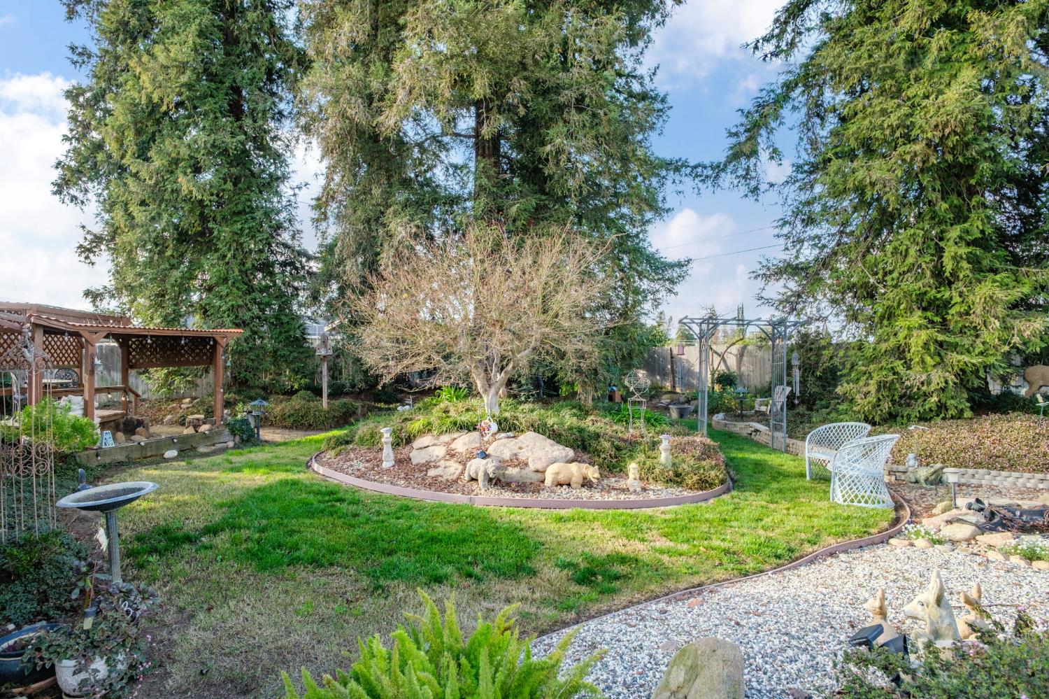 4342 W Dennett Ave, Fresno, CA 93722