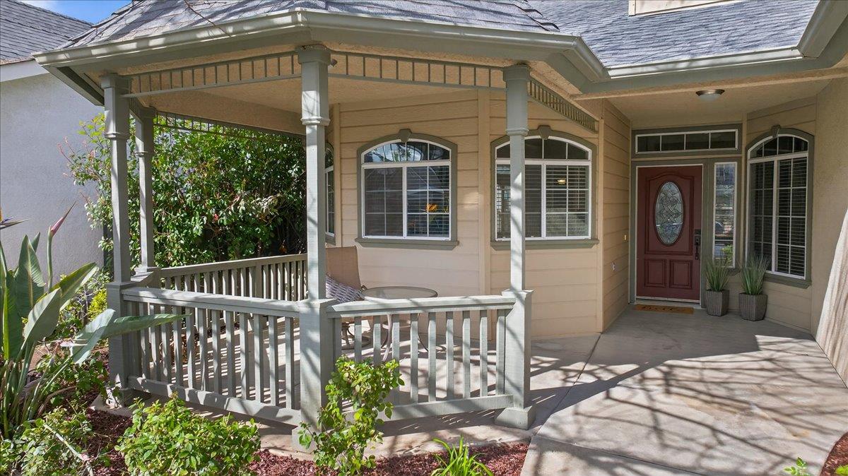 647 Moody Ave, Clovis, CA 93619