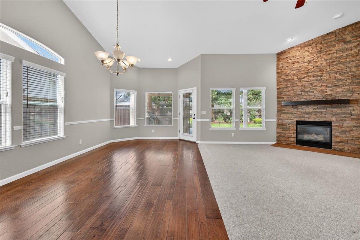 647 Moody Ave, Clovis, CA 93619