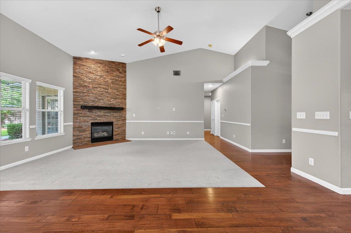 647 Moody Ave, Clovis, CA 93619