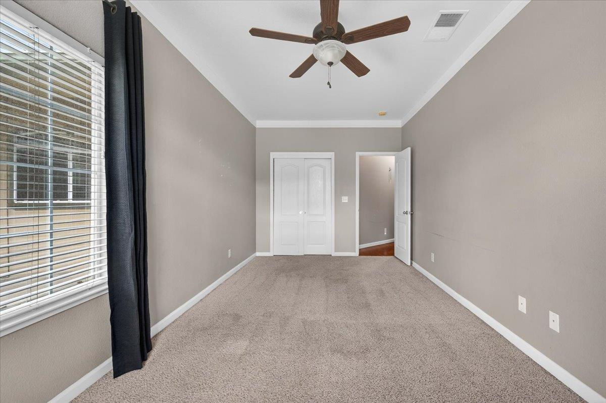 647 Moody Ave, Clovis, CA 93619