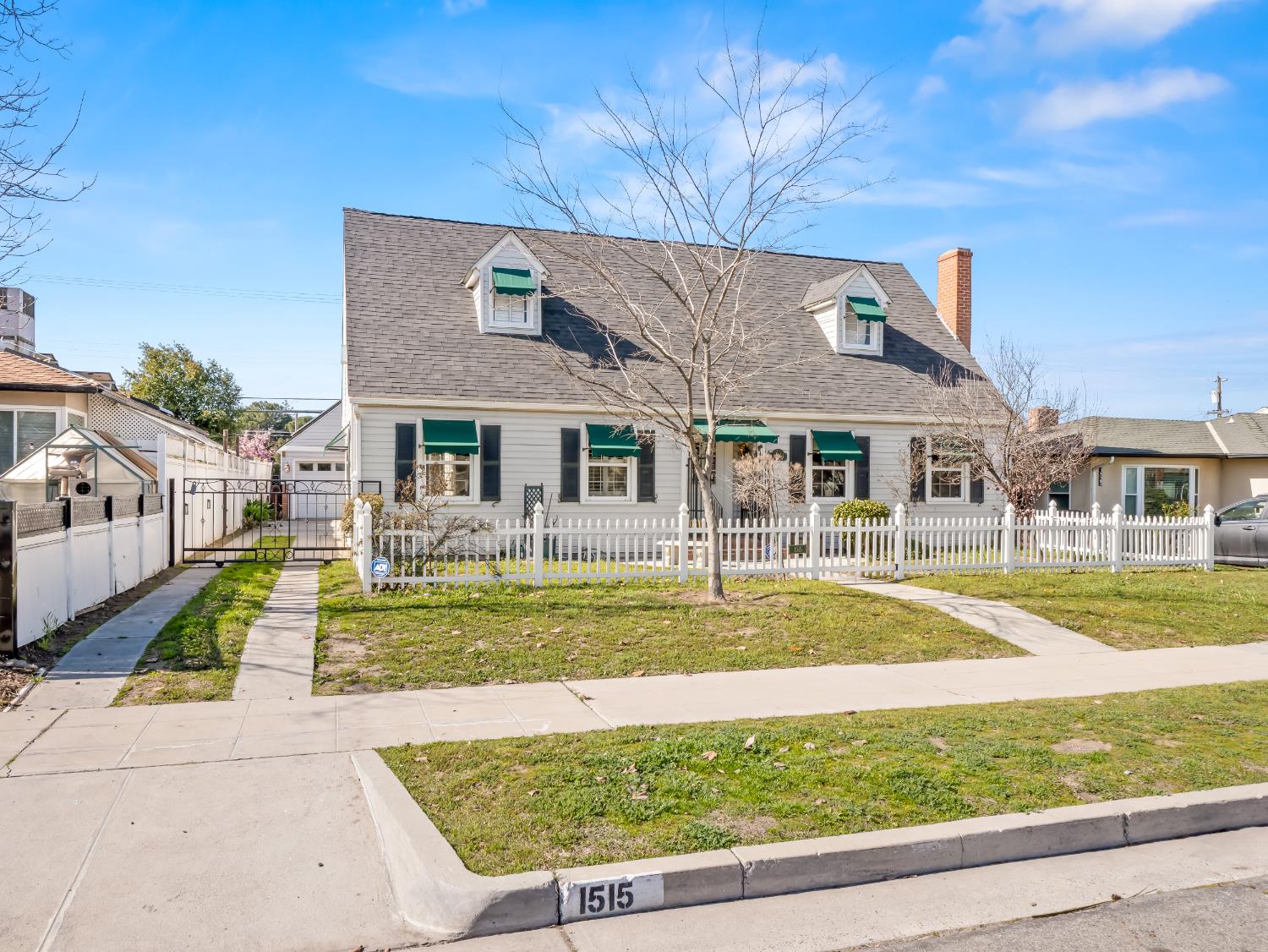 1515 N Vagedes Ave, Fresno, CA 93728