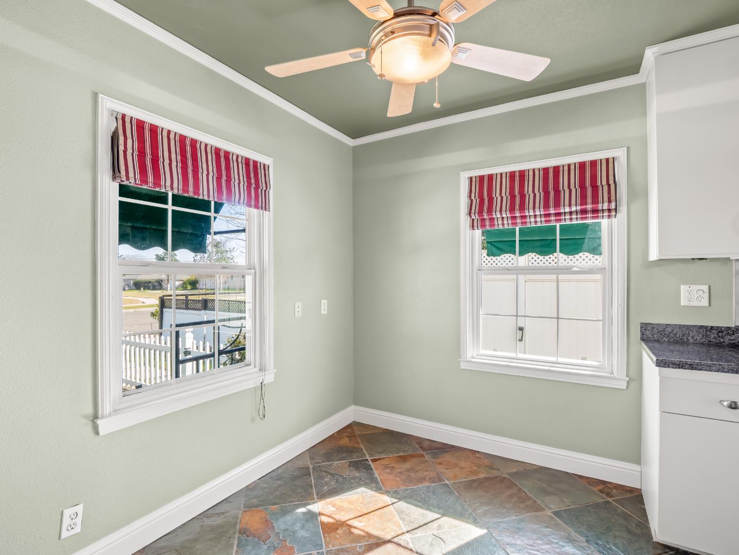 1515 N Vagedes Ave, Fresno, CA 93728