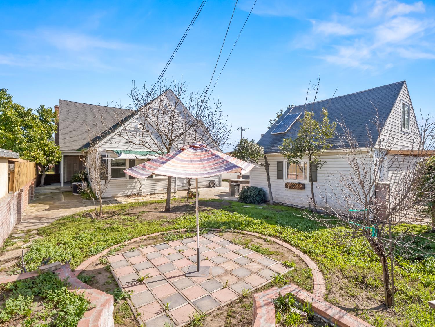 1515 N Vagedes Ave, Fresno, CA 93728