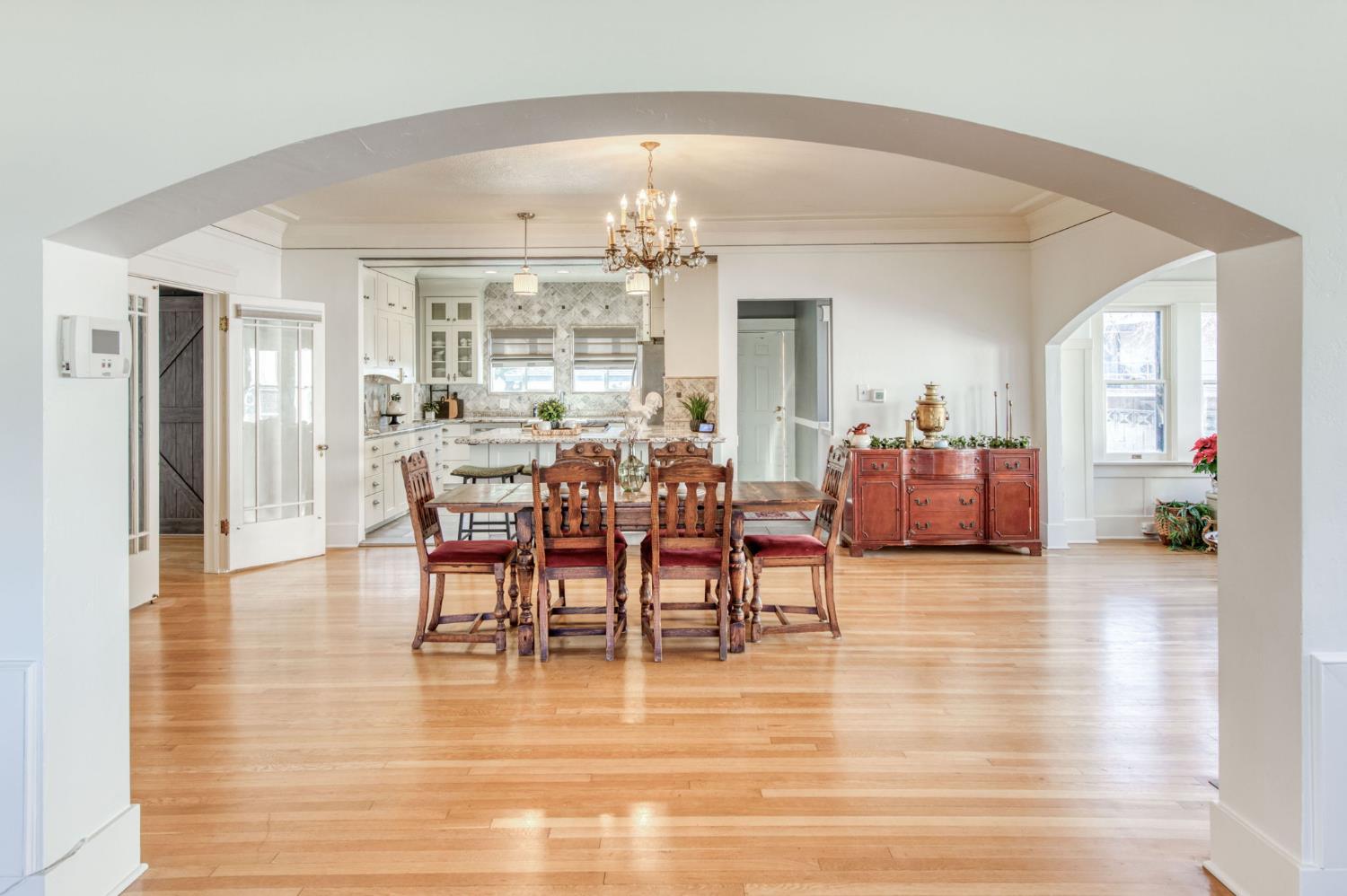 845 N Van Ness Ave, Fresno, CA 93728