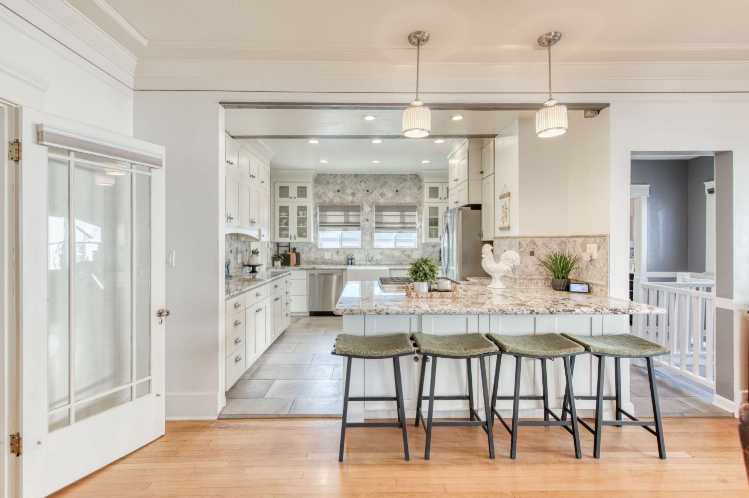 845 N Van Ness Ave, Fresno, CA 93728