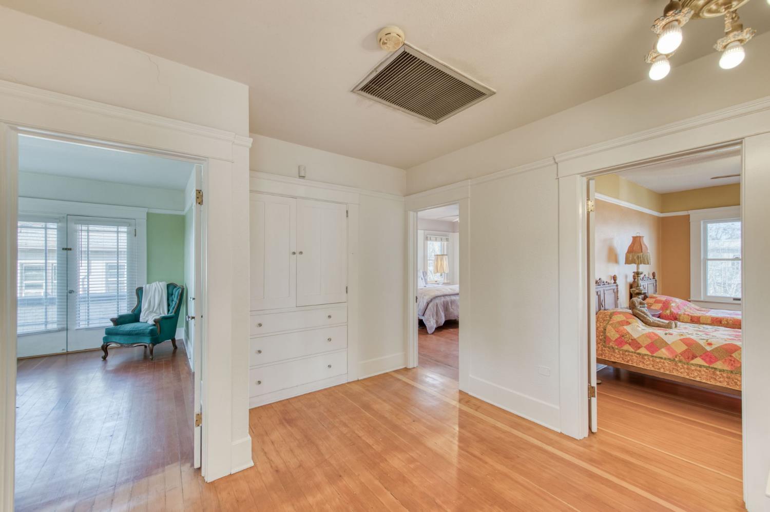 845 N Van Ness Ave, Fresno, CA 93728